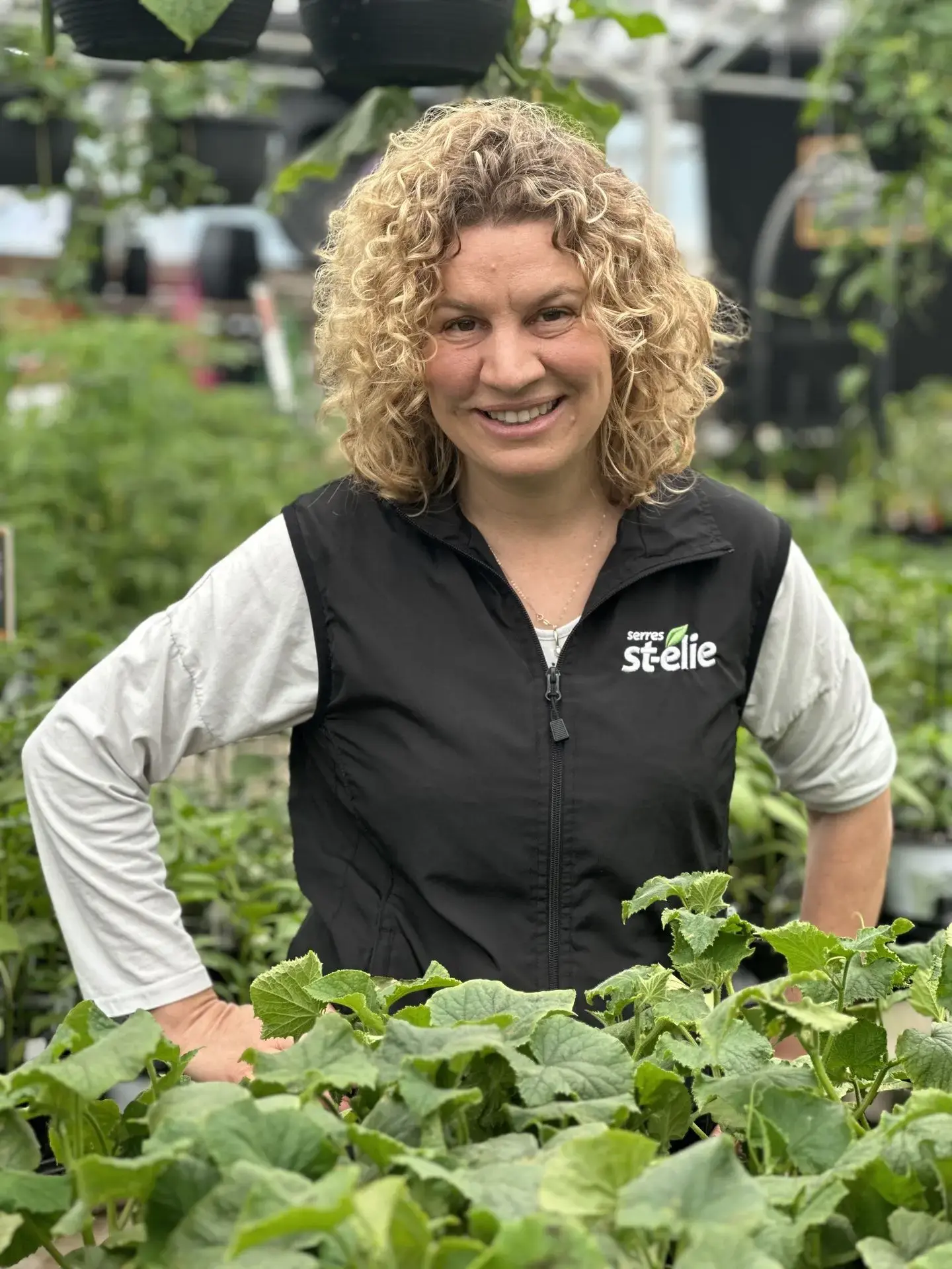 Serres St-Élie_À propos de nous_Centre de production_Horticulture_Fleurs et Végétaux_Mélanie Grégoire